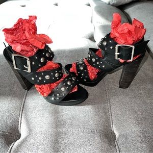 Vera Wang Lavender Vintage Black Studded Platform Sandals